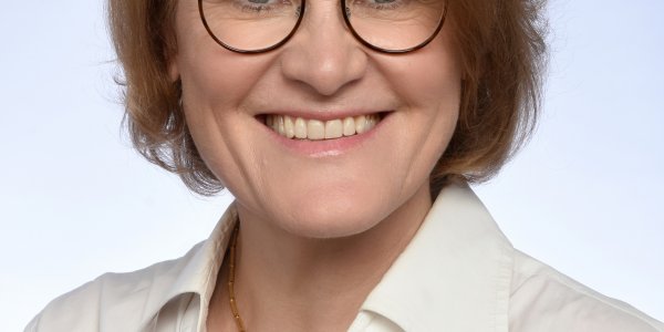 Dr. Jutta Möhringer